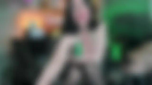 Classy4uuuu's Live Sex Cam Show