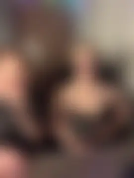 MrMrsRight's Webcam Show