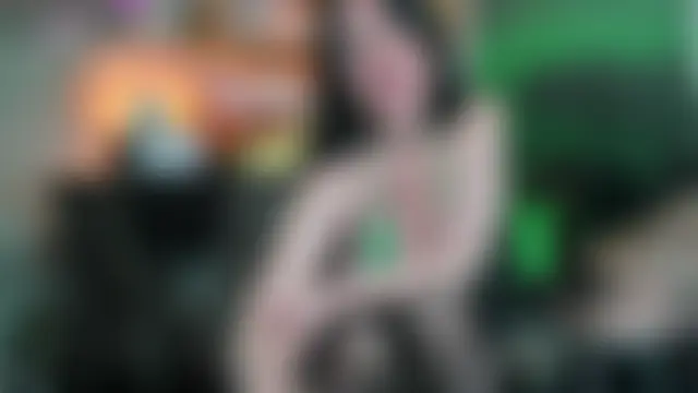 Classy4uuuu's Live Sex Cam Show