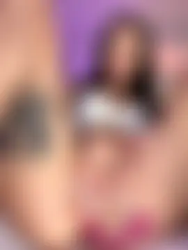 XEye_CandyX's Live Sex Cam Show