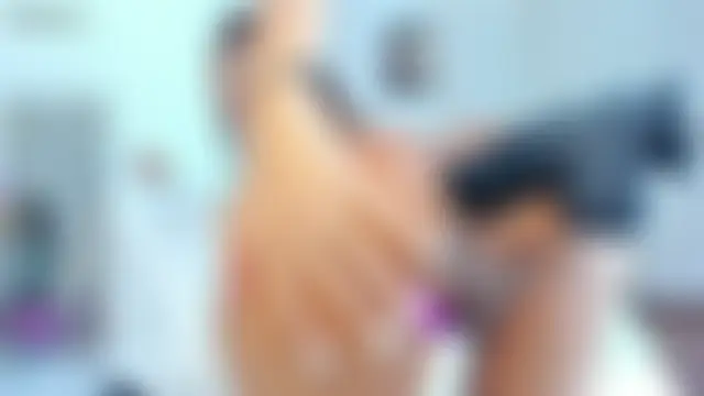 carollin__1's Webcam Show