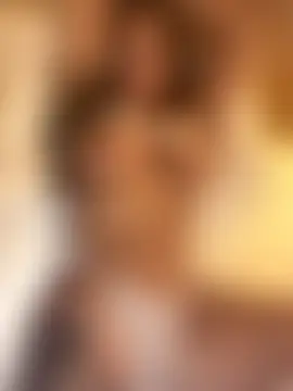 Roxybabyofficial's Live Sex Cam Show