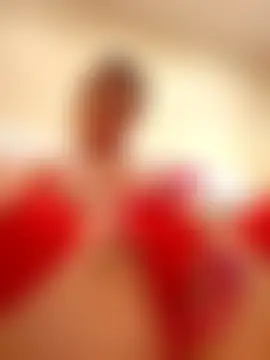 AureliaDoux's Live Sex Cam Show