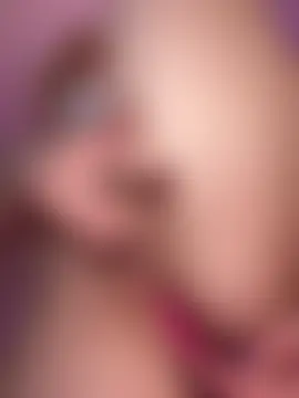 HugeBoobsAlice's Live Sex Cam Show