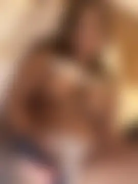 Roxybabyofficial's Live Sex Cam Show