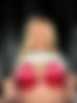 Strongqueen's Live Sex Cam Show