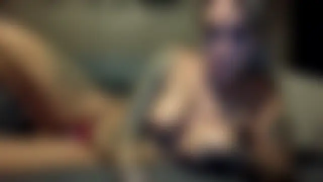 poppyinga1's Live Sex Cam Show