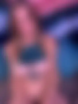 ItsDanniG's Live Sex Cam Show