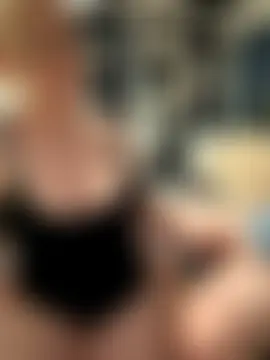 lusciouslylou's Live Sex Cam Show