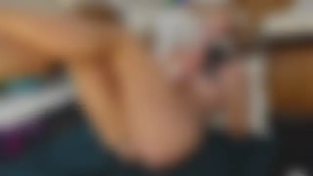 Taylorlove303's Live Sex Cam Show