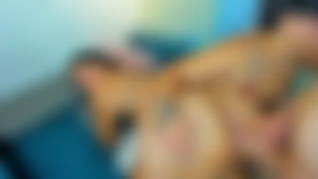 play_sex18's Webcam Show