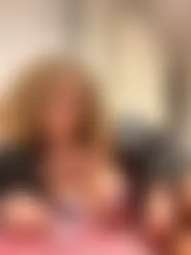 Bellaxo_1's Live Sex Cam Show