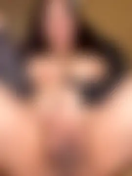 BustiBunny69's Live Sex Cam Show