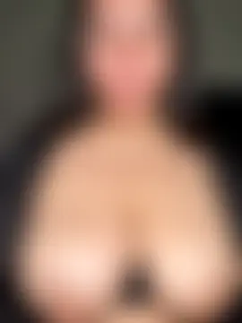 BustiBunny69's Webcam Show