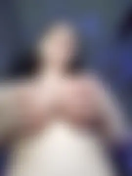 LouisianaBoobs' Live Sex Cam Show