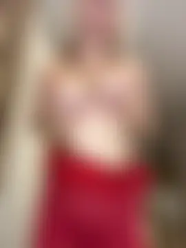 AnikaBest's Webcam Show