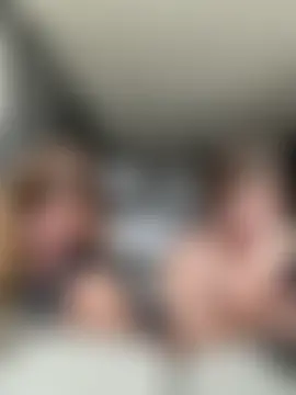 Nura_n_Sarah's Live Sex Cam Show