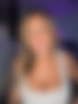 bossyroxy84's Live Sex Cam Show