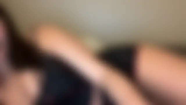 LOVEAKIRA's Live Sex Cam Show