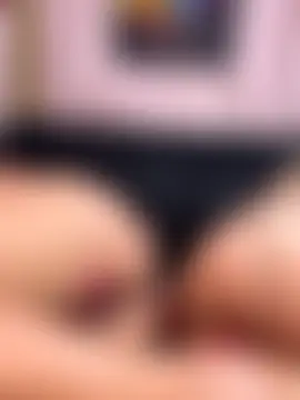 Suyin_squirt22's Webcam Show