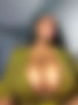 RoyalVibeXO's Webcam Show