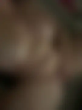 busty_p's Live Sex Cam Show