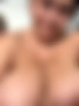 Horny-Mommy-Dirty's Webcam Show