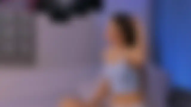 Kandeess' Live Sex Cam Show