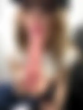 LoraaDoll's Live Sex Cam Show