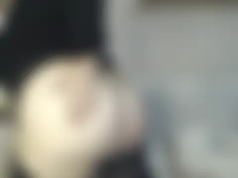 VikiMilfforYou's Live Sex Cam Show