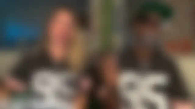 boomboomr00m's Webcam Show