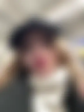 LoraaDoll's Live Sex Cam Show