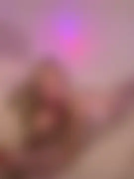 SexySaraxxoo's Live Sex Cam Show