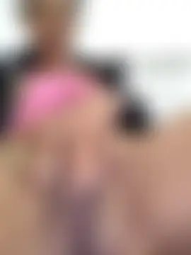 chanell95's Live Sex Cam Show