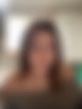 Noeliagglow's Live Sex Cam Show