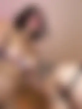 zui_lu's Live Sex Cam Show