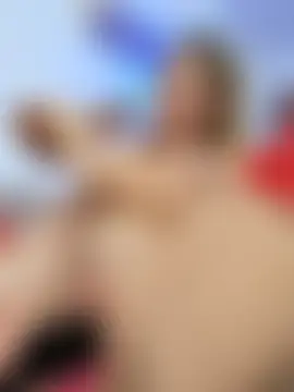 LeaHotxx's Live Sex Cam Show