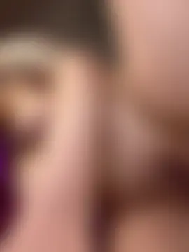 HugeBoobsAlice's Live Sex Cam Show