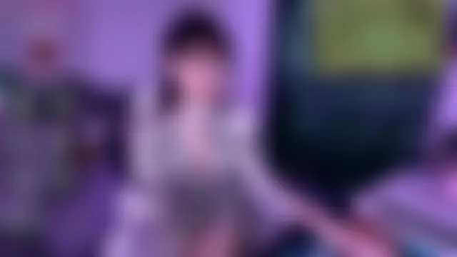 Linbaibai 网络视讯表演