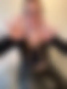 PussiesnCream_'s Live Sex Cam Show