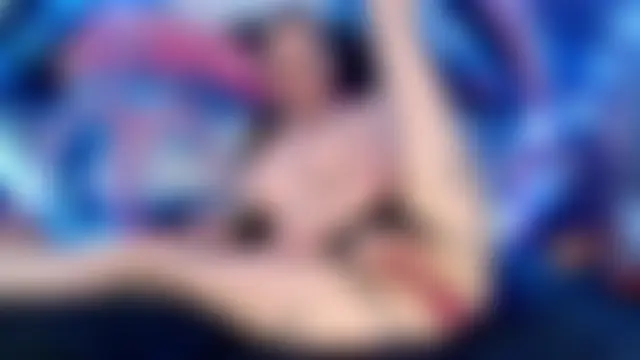 Sweeeets85's Live Sex Cam Show