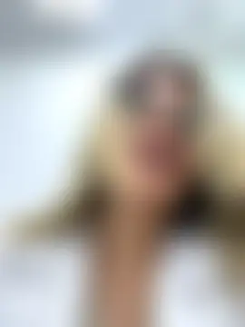 alicee16's Live Sex Cam Show