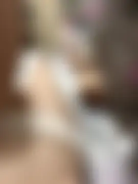 JuicyGamess' Live Sex Cam Show