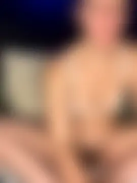 chellerayy's Webcam Show