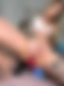 mc-Olivia's Live Sex Cam Show