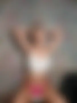 Elle_Milfa's Live Sex Cam Show