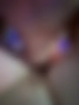 Ariana381's Live Sex Cam Show