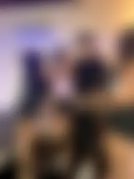 royalgirls_x's Webcam Show