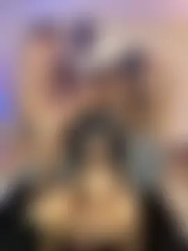 royalgirls_x's Live Sex Cam Show