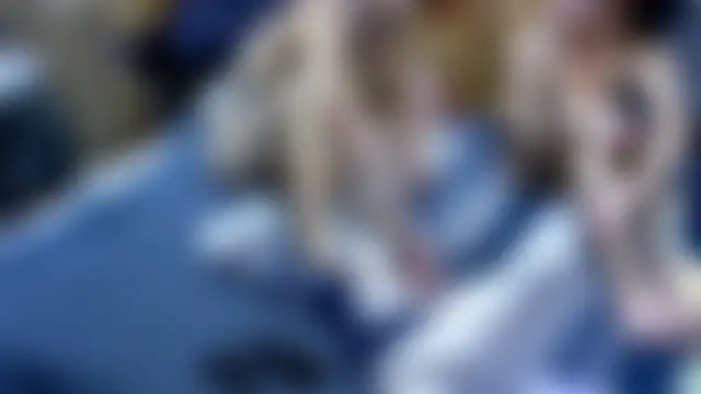 SillyRabbitz's Webcam Show